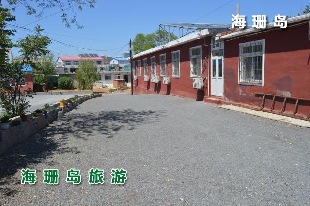 东戴河霖滔农家院  