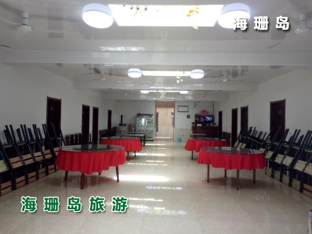东戴河霖滔农家院  