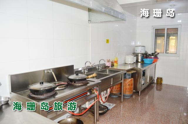 东戴河霖滔农家院  